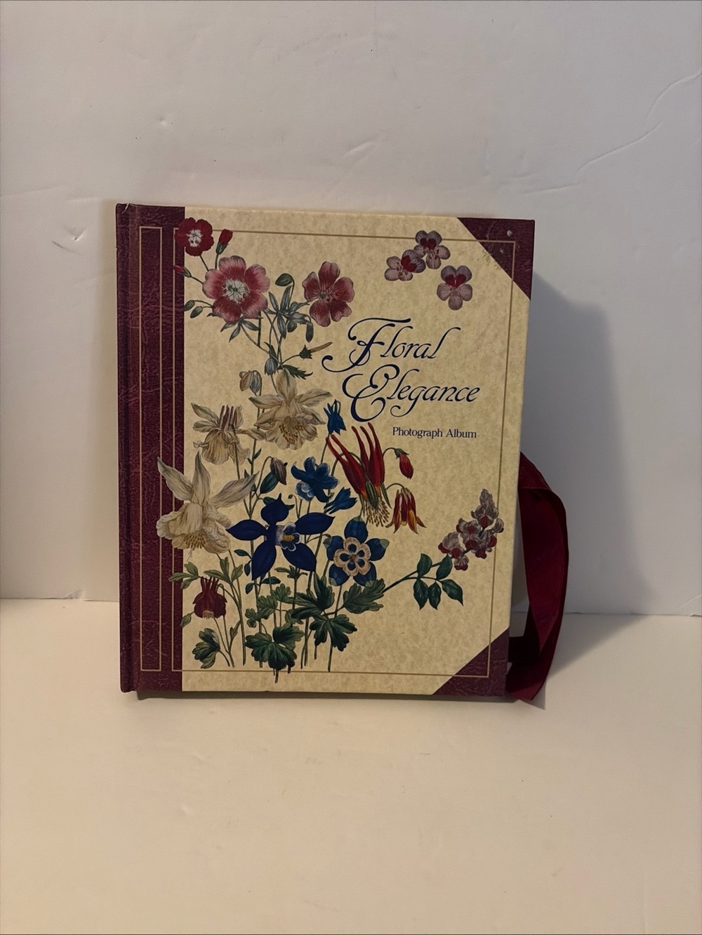Vintage Floral Elegance Photo Album Illustrated Victorian Theme